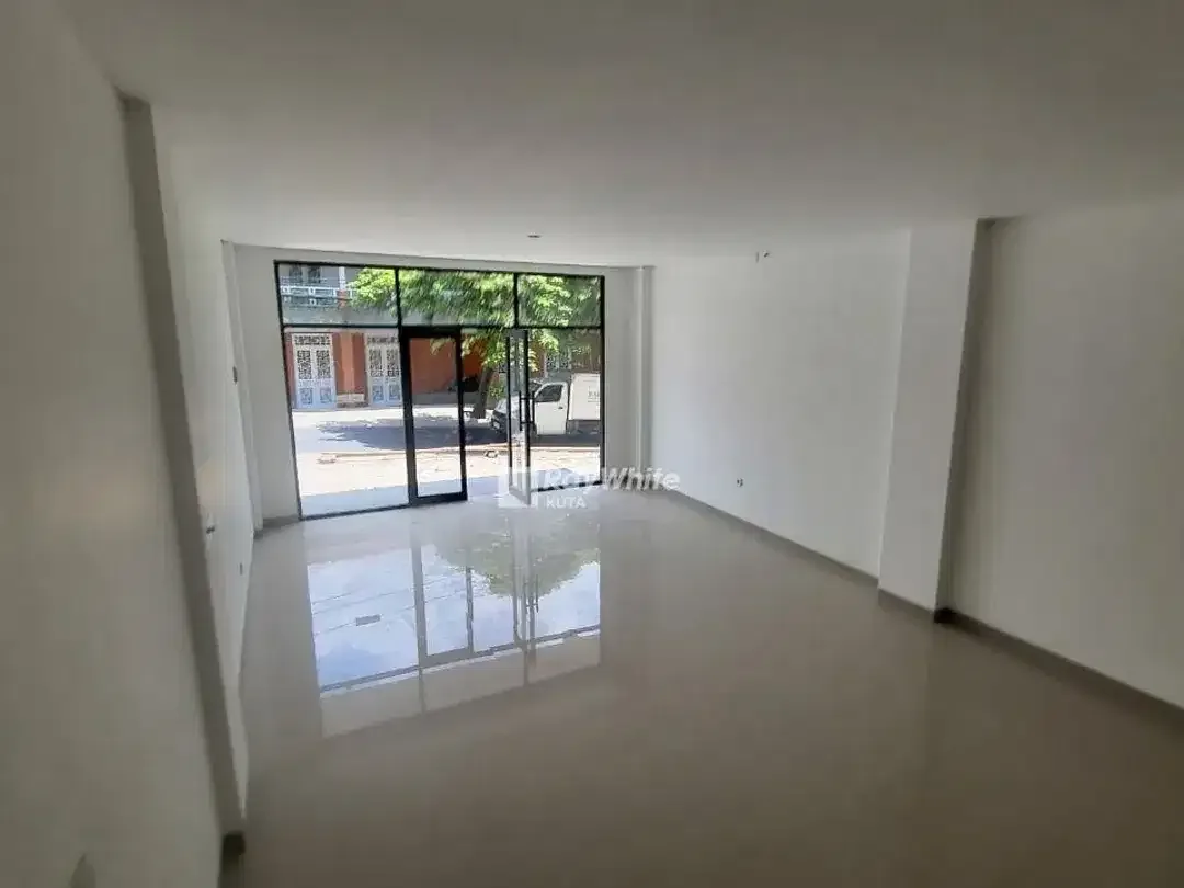 Ruko Komersial 2 Lantai di Jalan Umalas Dijual - Image 4 of 10