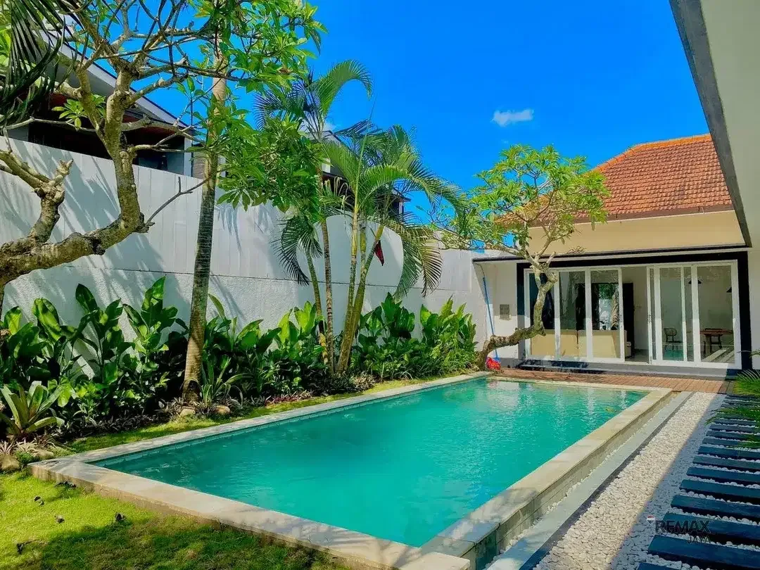 3 Bedroom Modern Tropical Villa For Rent, at Canggu - Image 10 of 10