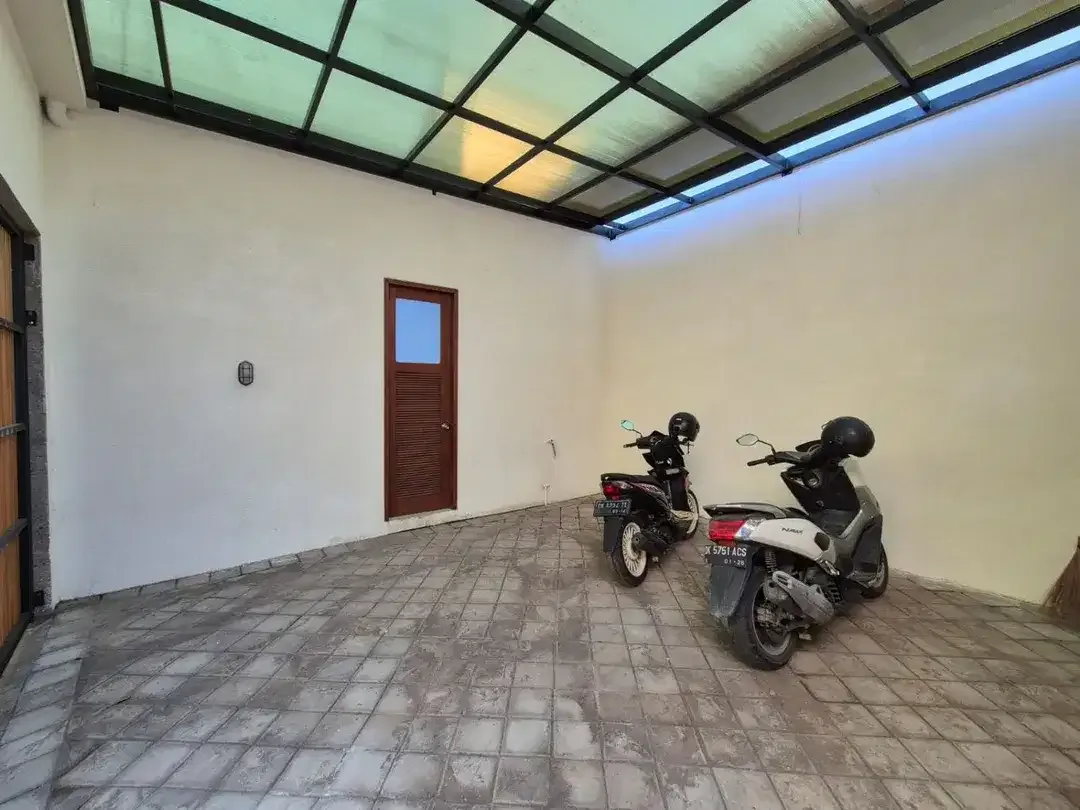 DISEWAKAN VILLA MODERN  DI JALAN SEKUTA - SANUR - Image 10 of 10