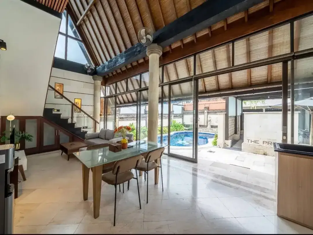 VILLA PREMIUM FREEHOLD FULL FURNISHED LOKASI UMALAS BALI - Image 1 of 8
