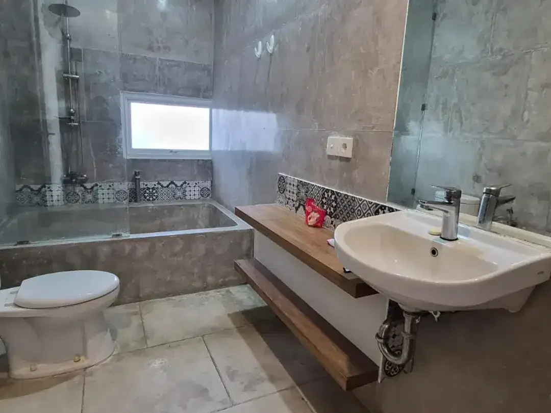 Freehold -  Stunning Freehold 3BR Villa in prime area Berawa, Canggu, Bali - 7 minutes to the beach - Image 3 of 10