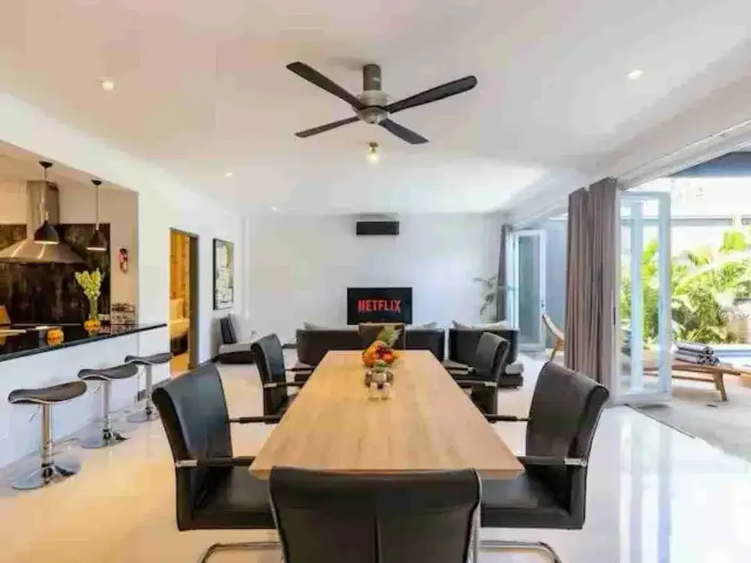 Dijual Villa Eksklusif di Kerobokan – Dekat Pusat Hiburan & Bisnis, serta Seminyak - Image 5 of 10