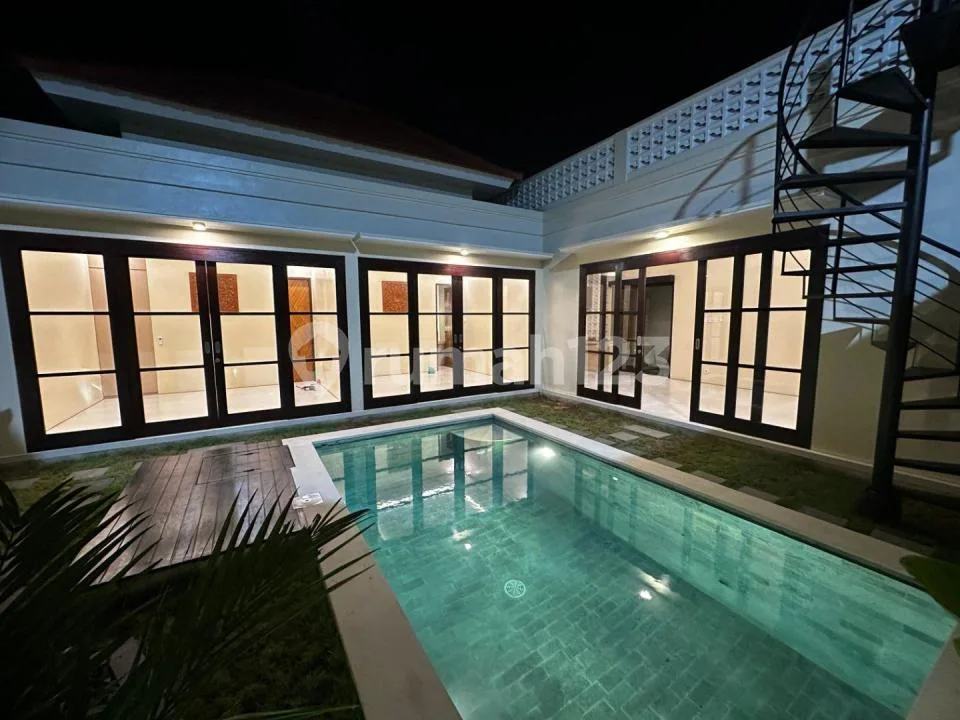 Vila 1 Lantai Semi Furnished Kerobokan Bali - Image 2 of 4