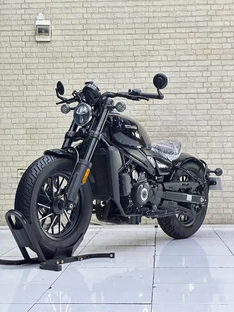 Moge cf moto 450 CLC bobber mustika motor - Image 1 of 10