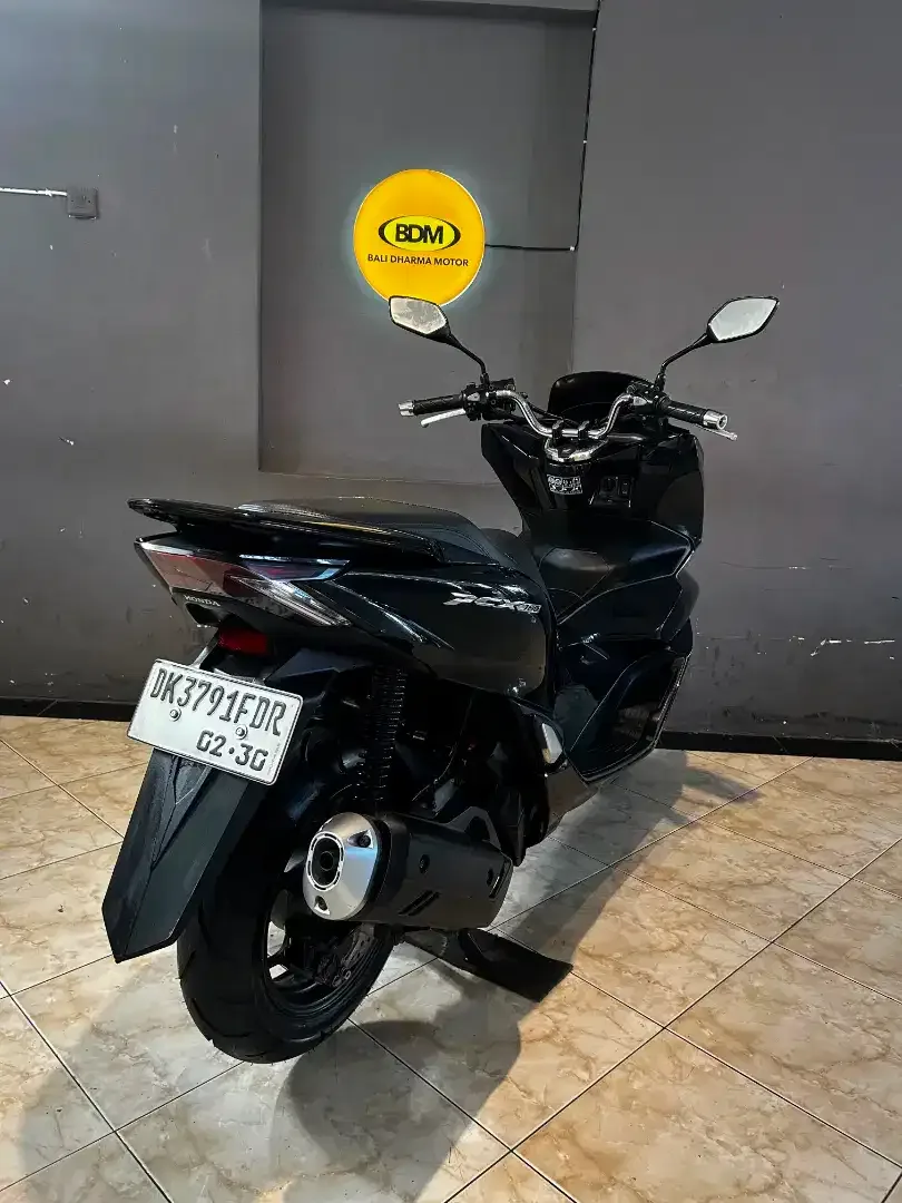 Honda PCX.  160 CC thn. 2024 cash. Bali dharma motor - Image 3 of 6
