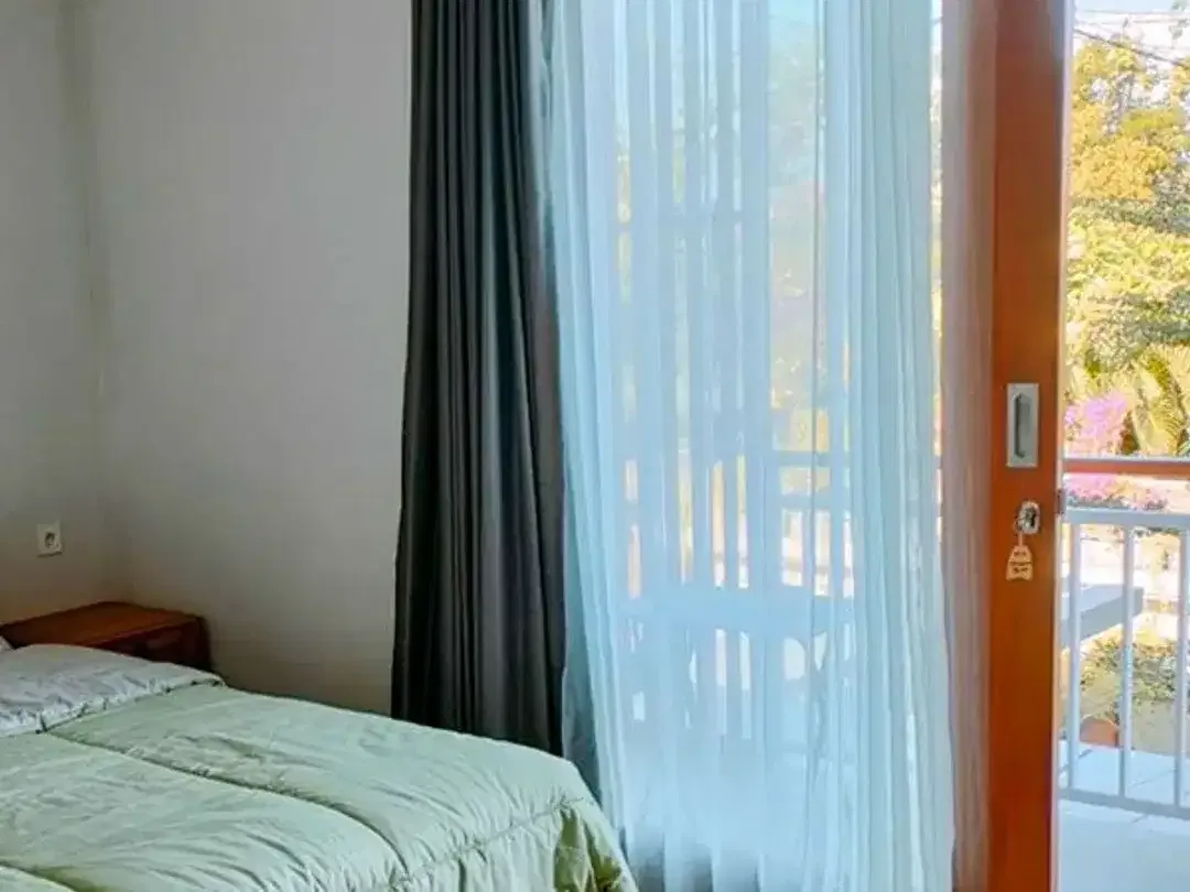 AMR-217.DBG | Suite Room Apartment for Monthly Rent in Renon, Denpasar - Image 2 of 10