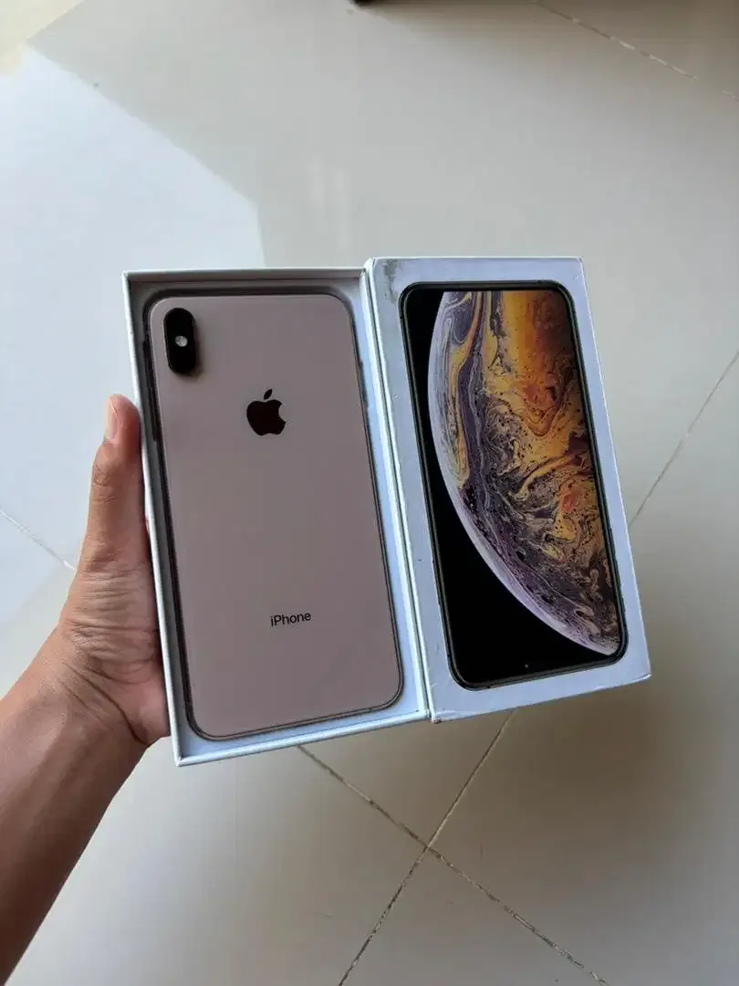 iPhone Xs Max 128GB Beacukai - Image 1 of 9