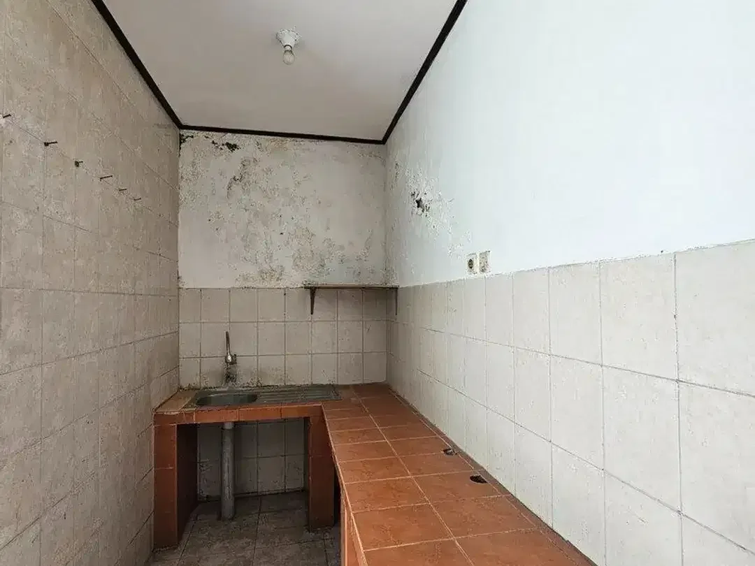 Rumah 1.5 Lantai Dijual, di Teuku Umar Denpasar, Dekat Hotel Amaris - Image 4 of 10