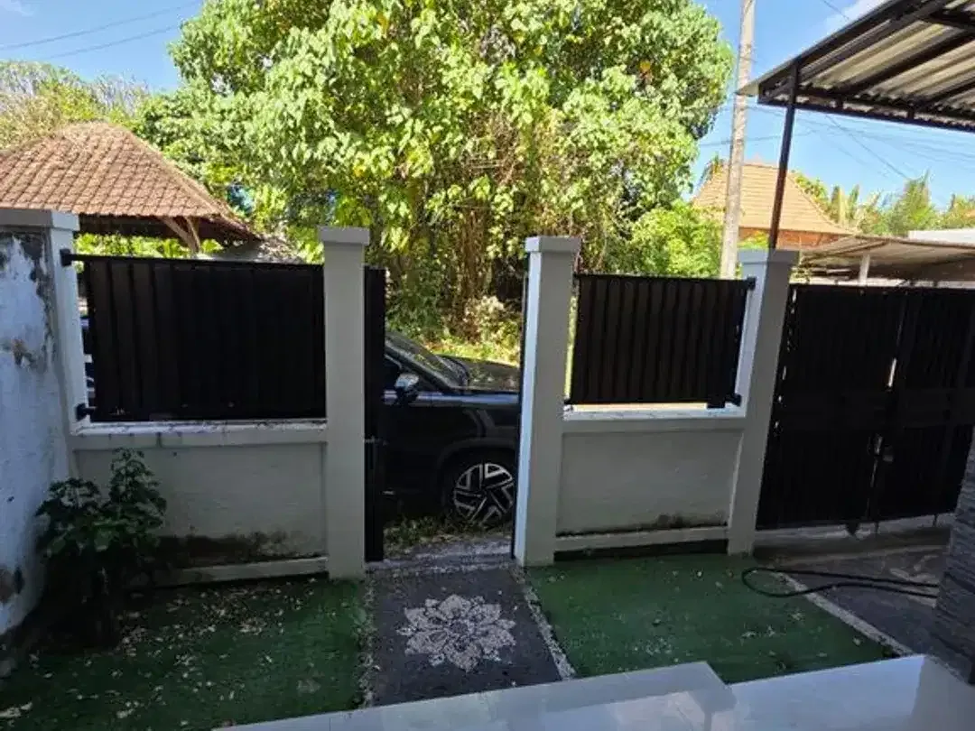 Rumah 2 Lantai 3 Kamar Tidur Disewakan di Dalung, Kerobokan - Image 4 of 10