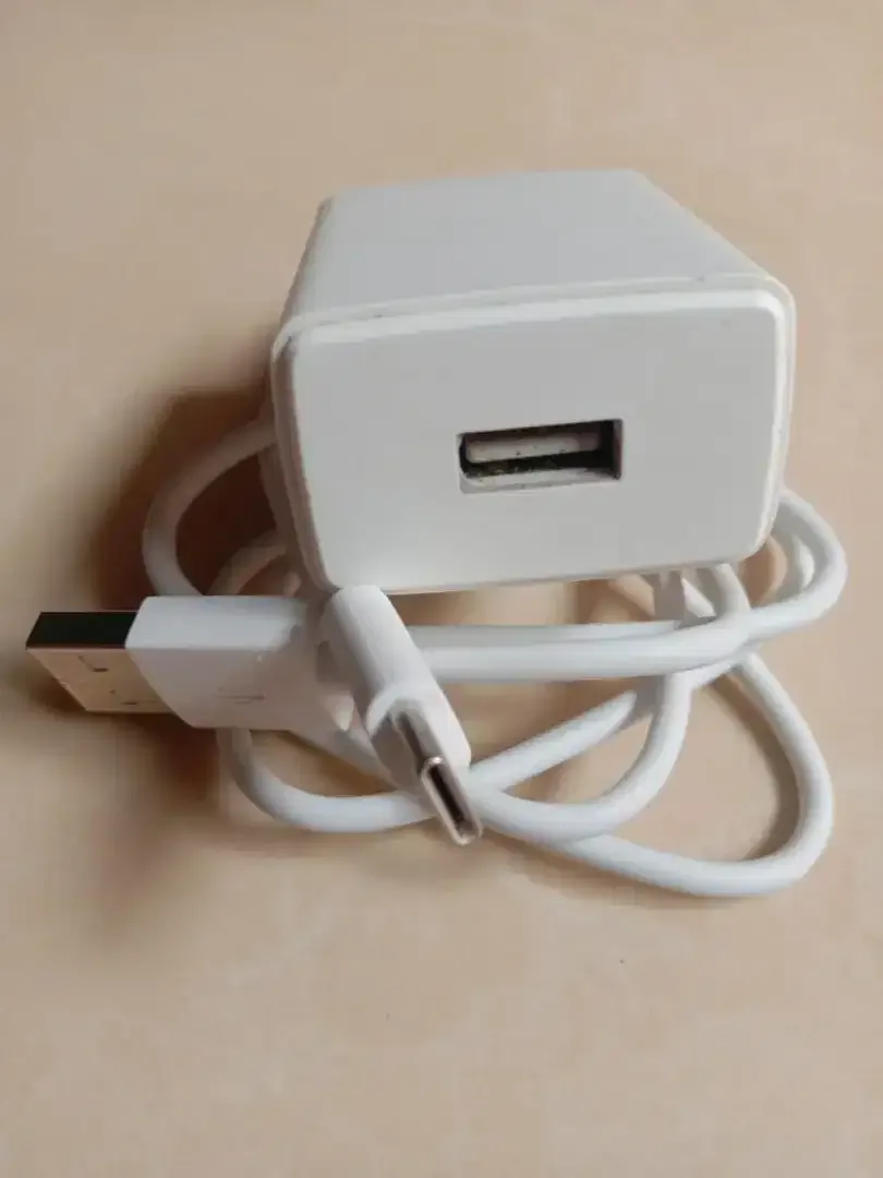 CHARGER BEKAS ASLI BAWAAN OPPO A18, A16, A9 TIPE C - Image 2 of 3