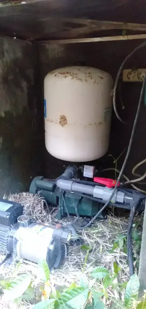 Tukang pompa air, wastafel,kloset duduk,water heater,saluran mampet - Image 1 of 5
