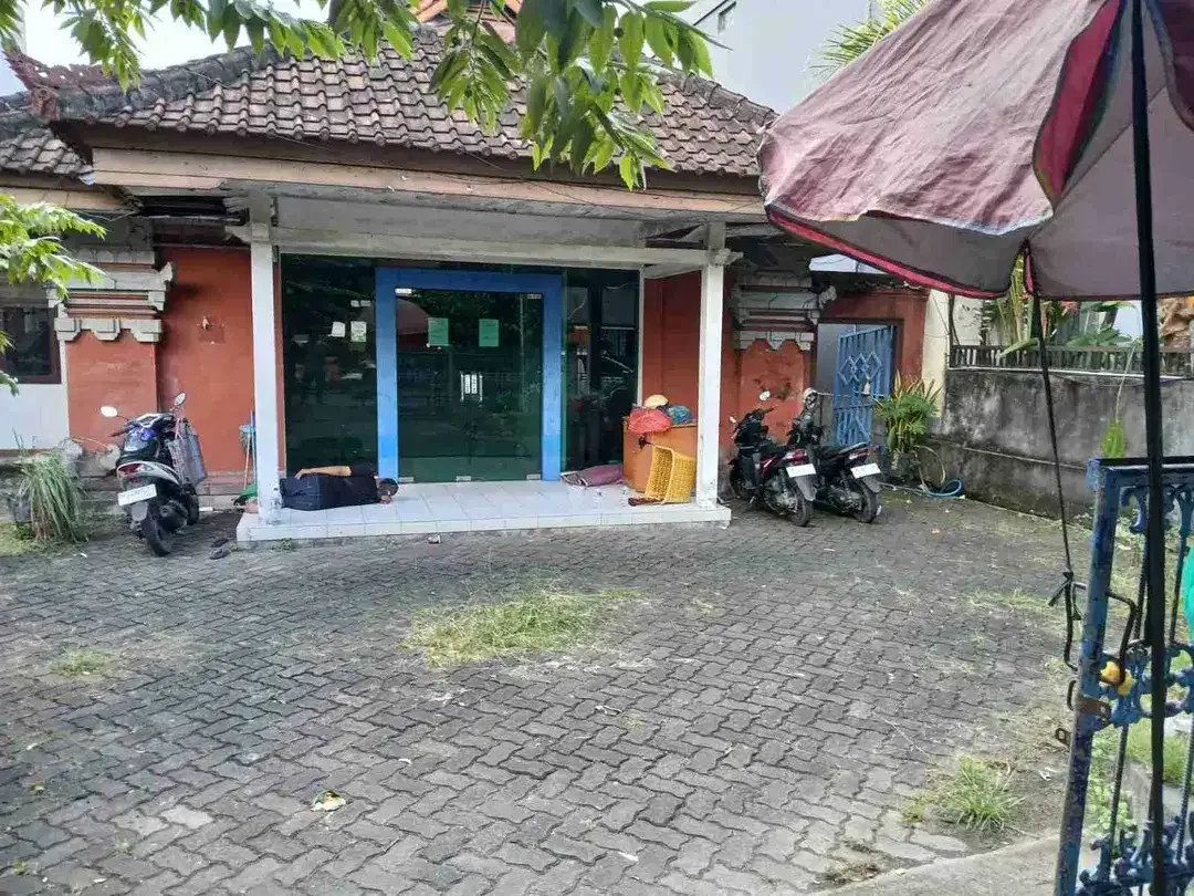 Buc Tanah Ada IMB 705M2 Pusat Kota Patimura Denpasar Jl12meter Aspal - Image 2 of 5