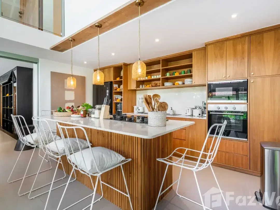4 Bedroom Villa for rent in Seminyak, Bali - Image 7 of 10
