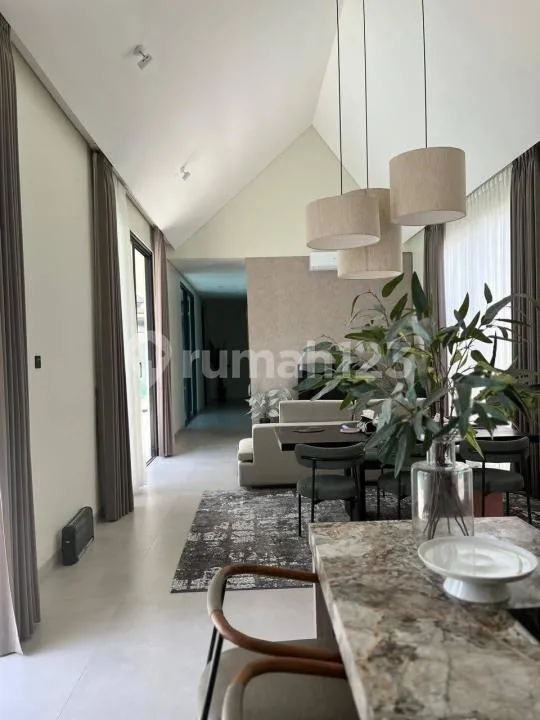 Villa Jalan Moh Yamin Denpasar Selatan Full Furnished - Image 1 of 4