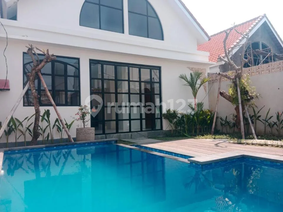 Villa Lokasi Strategis Dekat Wisata Kawasan Umalas, Kerobokan - Image 2 of 4