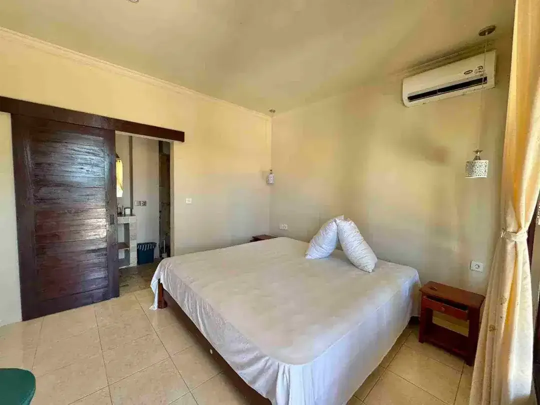For Sale Villa 3 Bedrooms With Pool & Furnished in Sanur Bali - Image 9 of 10