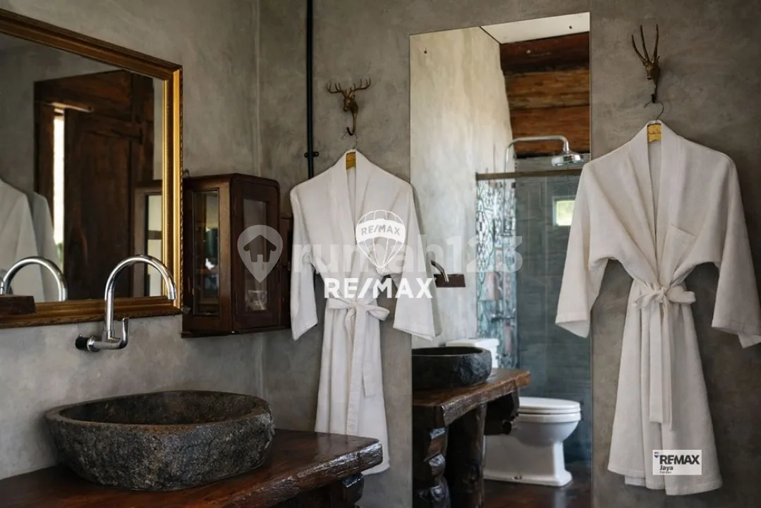 Charming Rustic Heritage Boutique Room In Prime Canggu Location - Image 4 of 4