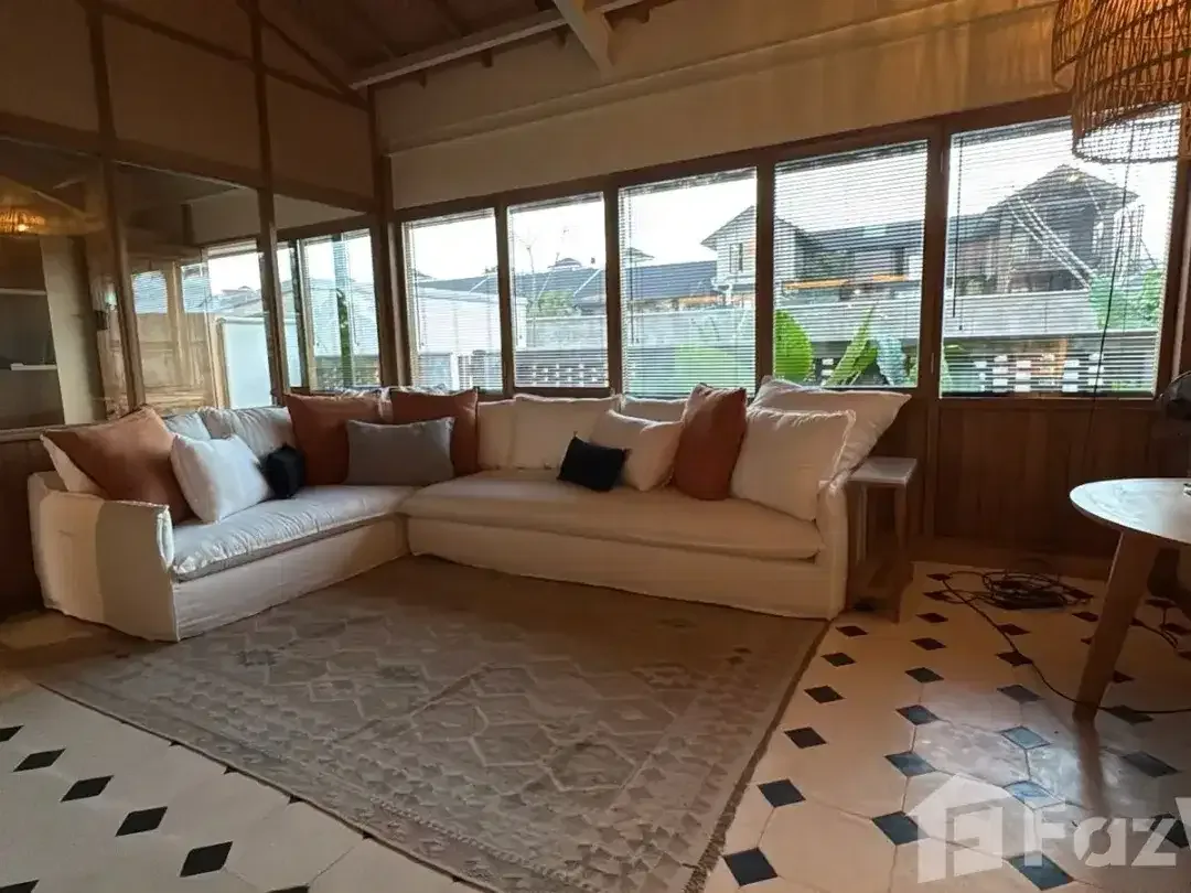 6 Bedroom Villa for rent in Mengwi, Bali - Image 7 of 10