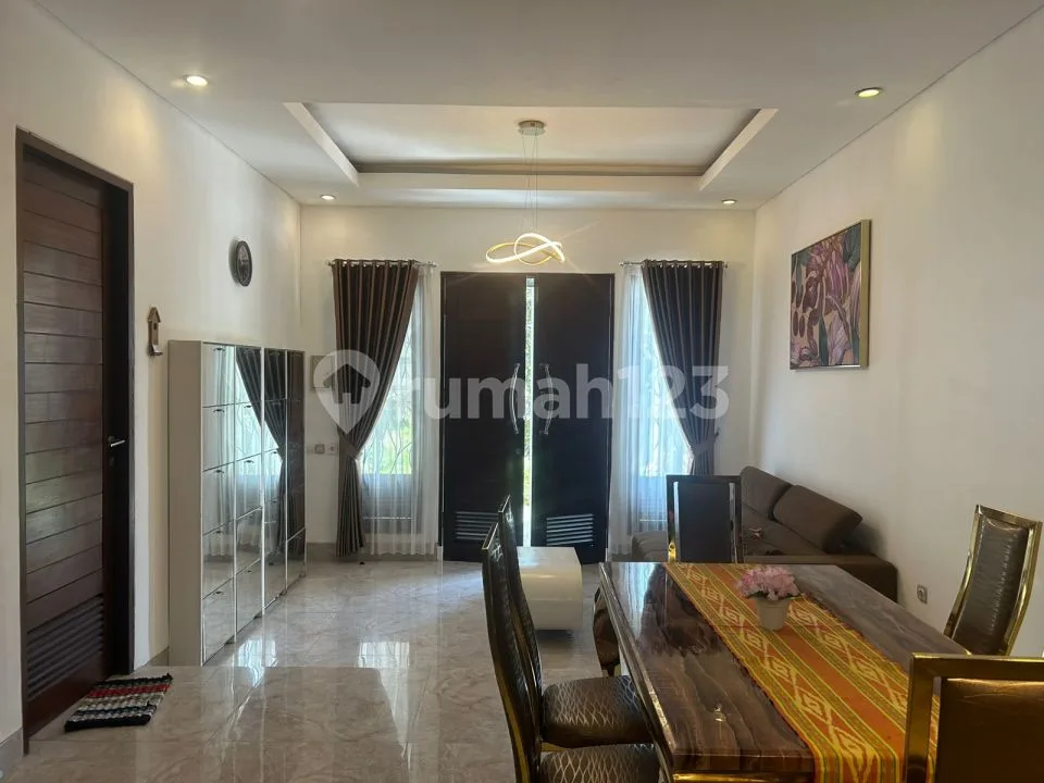 Samatha Residence, Taman Giri, Benoa, Mumbul, Nusa Dua. Full Furnish - Image 2 of 4