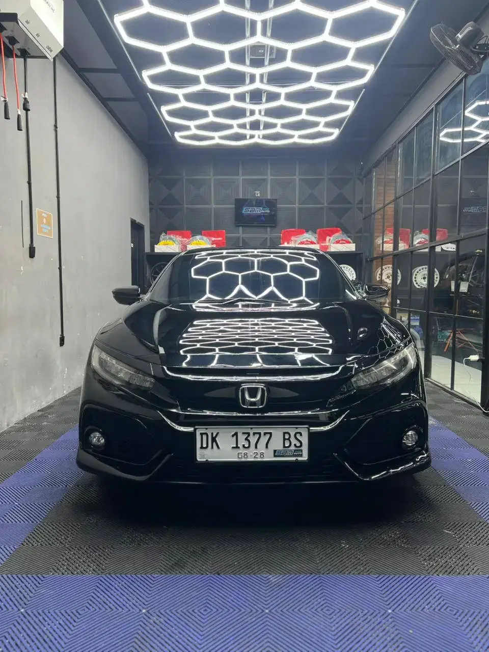 HONDA CIVIC TURBO 2018 HITAM AT ASLI BALI - Image 2 of 10