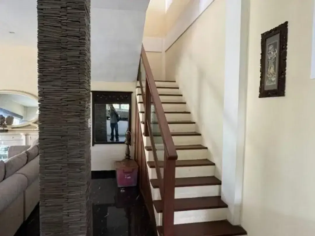 VILLA MODERN MINIMALIS 2 LANTAI DI UNGASAN BADUNG, BALI - Image 4 of 6