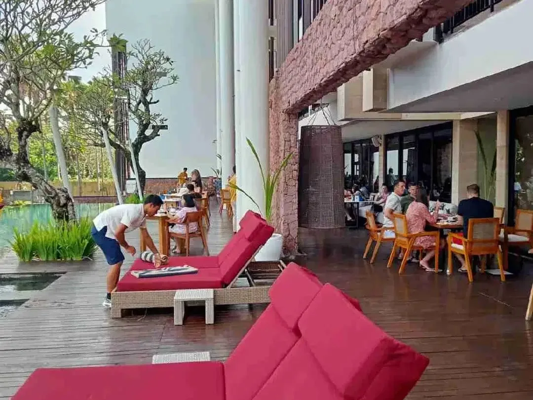 Dijual Via Lelang Suite Hotel Bintang 4 dan Management Office lokasi Kel. Seminyak Kec Kuta Kab Badung Bali - Image 2 of 4
