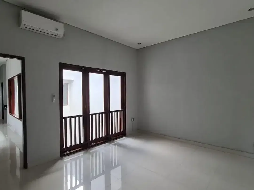 Rumah eksklusif di kawasan premium, dijual area Sunset Road. - Image 5 of 10