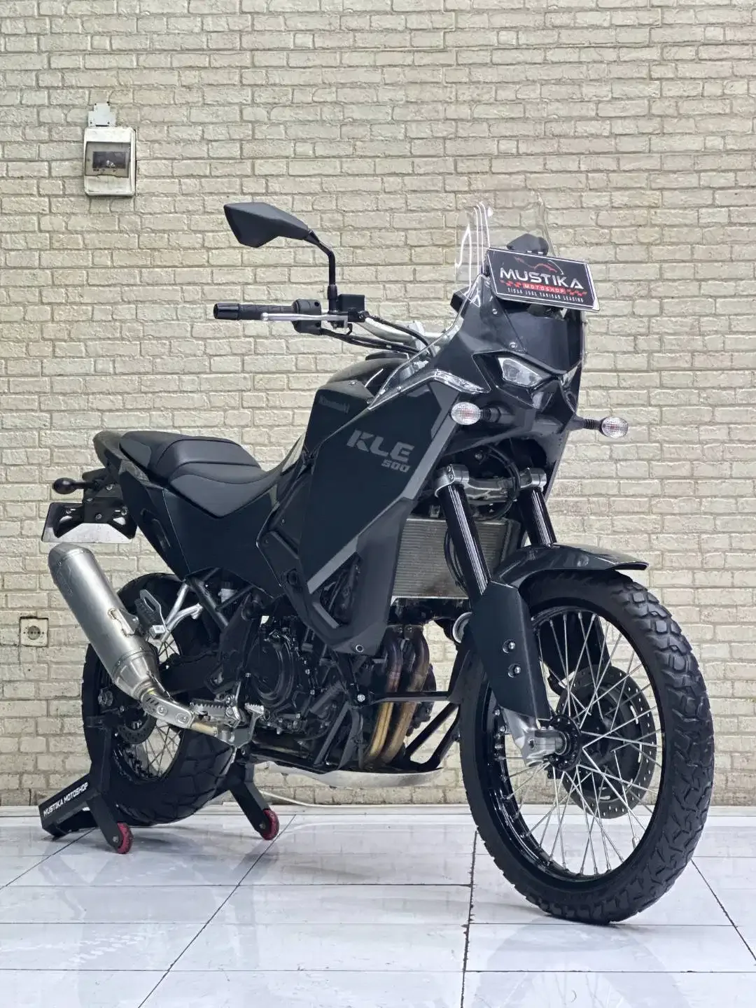 KLE 500 Super Like New - Image 4 of 10