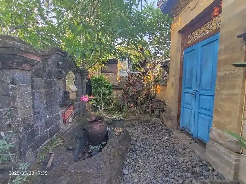 Rumah luas 350 m2 di Taman Griya Jimbaran Bali - Image 7 of 10