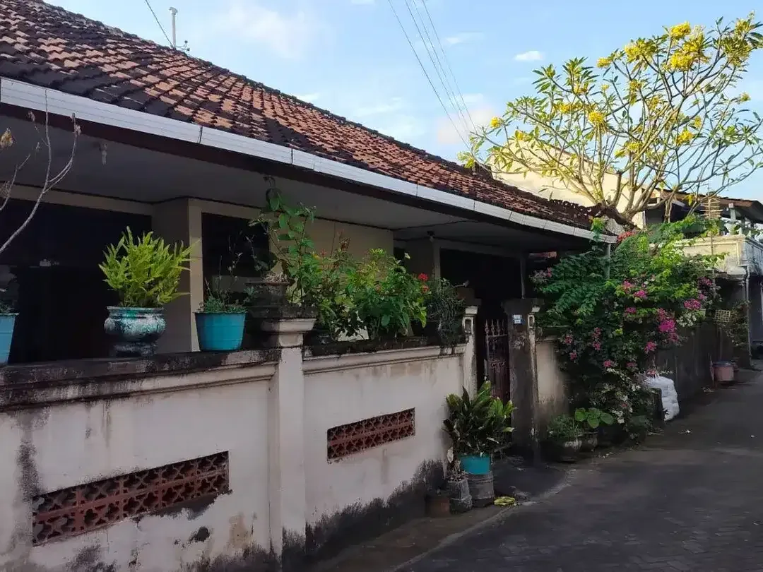 Dijual tanah 195m² bonus bangunan  Lokasi jl Wijaya Kusuma Denpasar Utara - Image 4 of 9