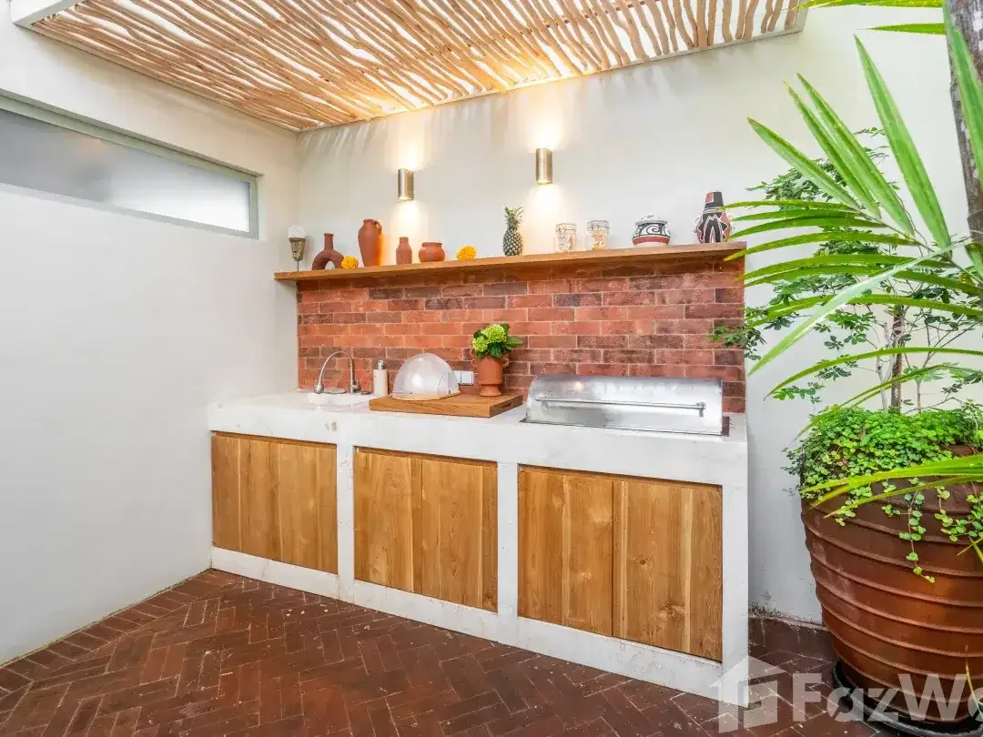 4 Bedroom Villa for rent in Seminyak, Bali - Image 4 of 10