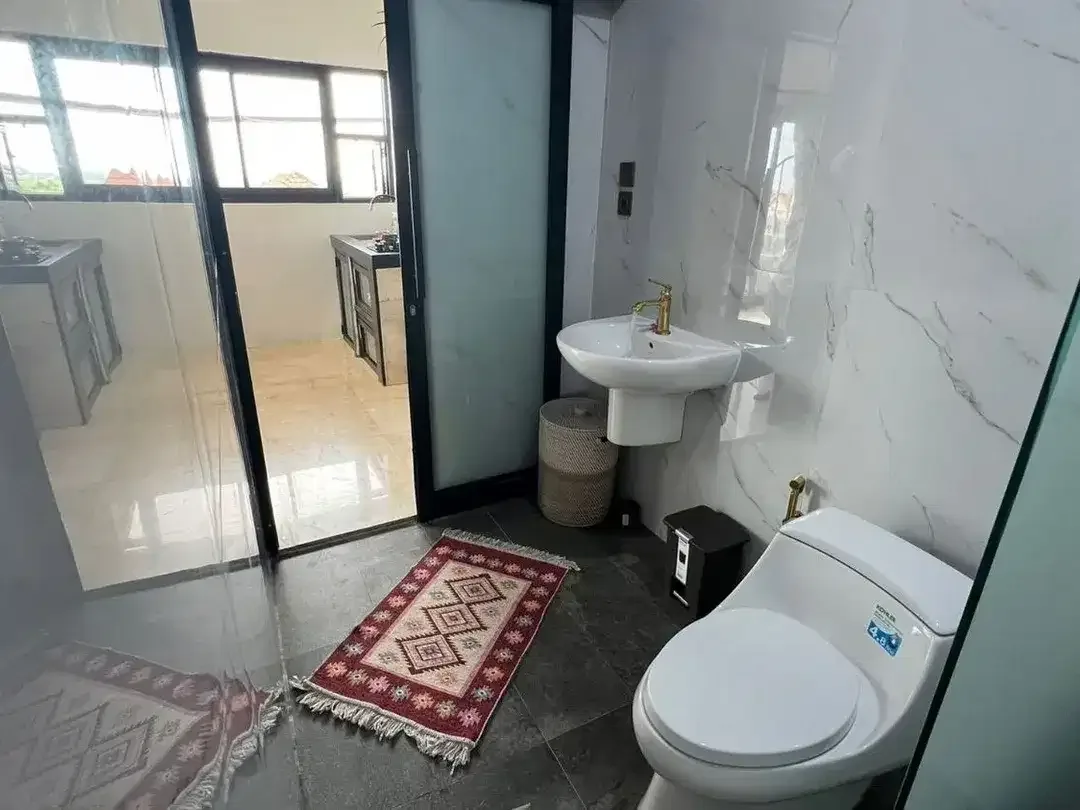 Guest House 4 Kamar Dijual di Area Seseh, Munggu - Image 4 of 10