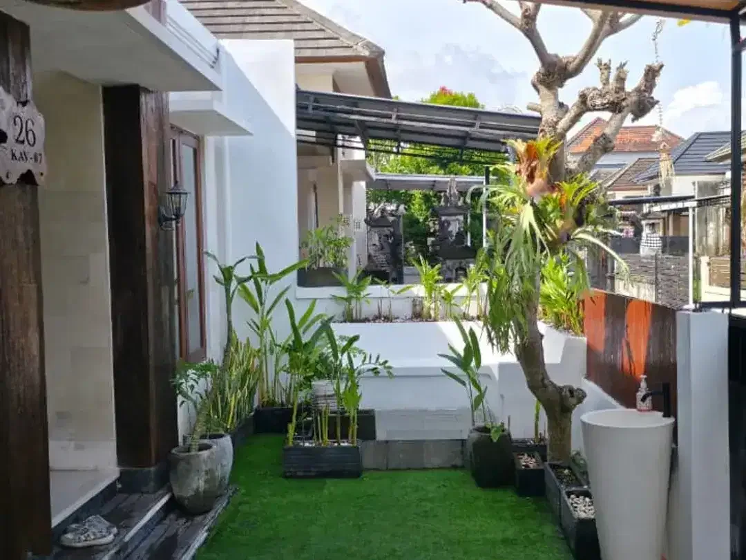 Dijual Rumah 3 Kamar Tidur Di Lokasi Strategis Area Sanur Bali - Image 2 of 8