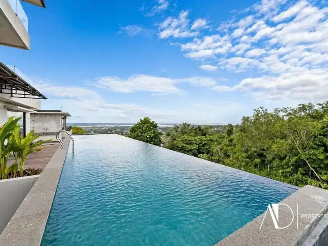 FREEHOLD | 6-BEDROOM VILLA WITH PANORAMIC OCEAN VIEWS IN JIMBARAN - Image 1 of 10