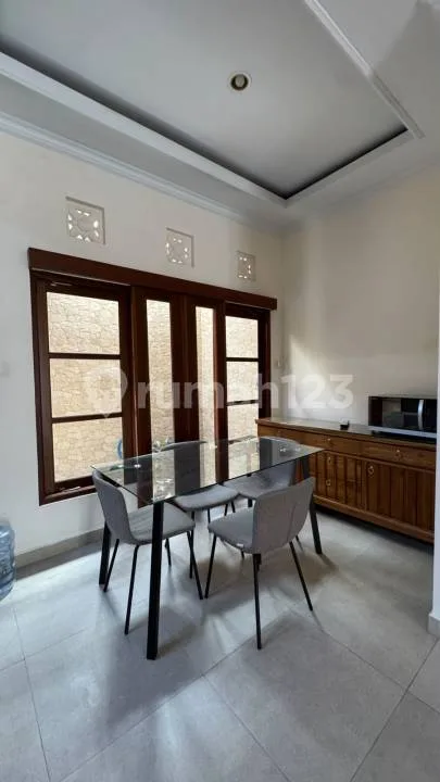 Disewakan Villa Full Furnished 2 Kamar Tidurdi Sanur - Image 3 of 4