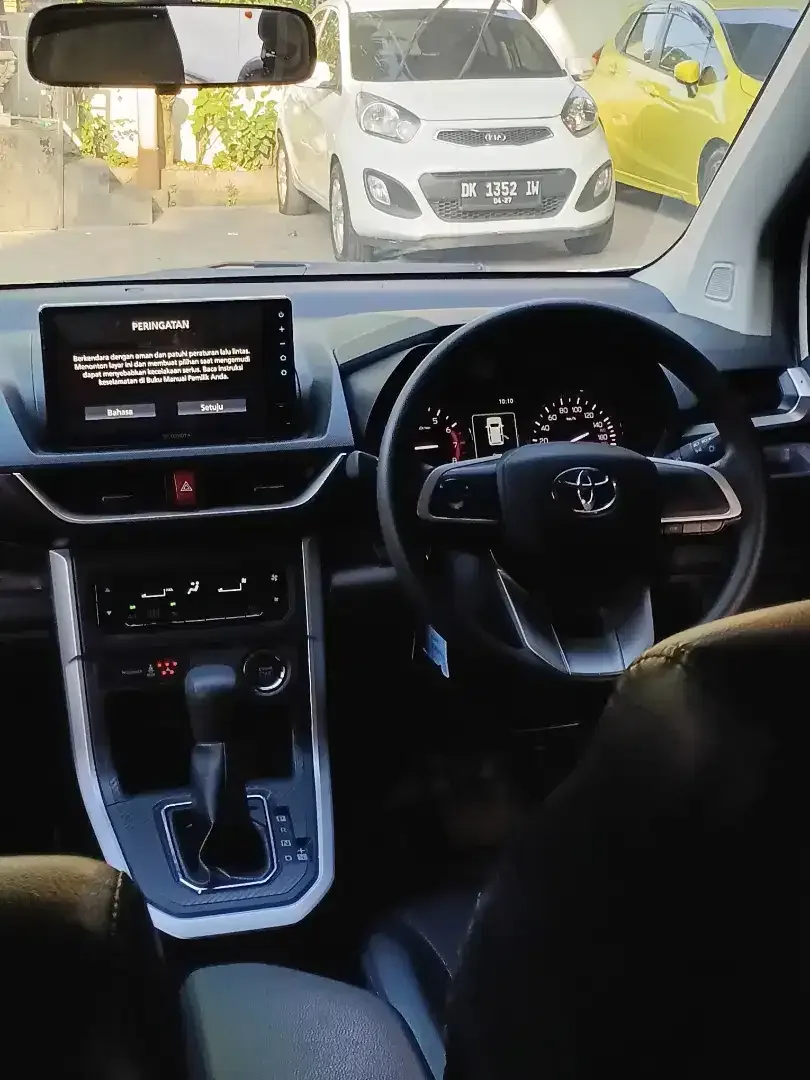 NEW AVANZA G 1.5 CC MATIC ASLI BALI KM LOW SEPERTI BARU - Image 7 of 10