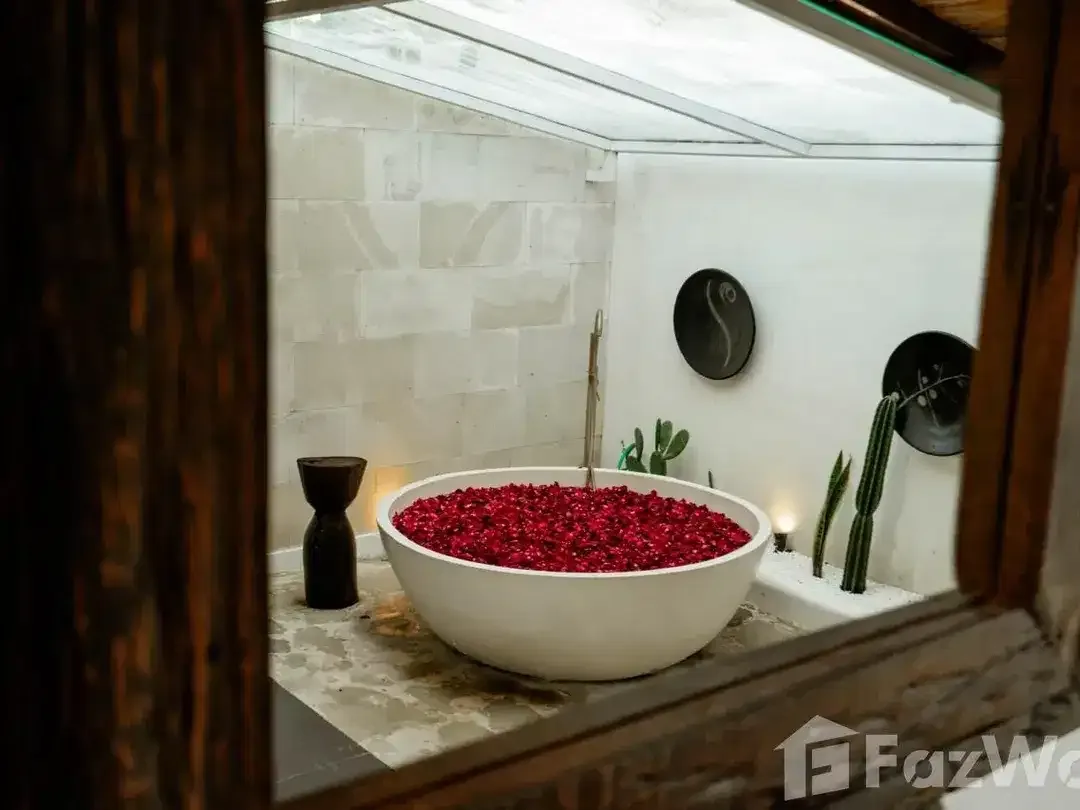 4 Bedroom Villa for rent in Mengwi, Bali - Image 2 of 10
