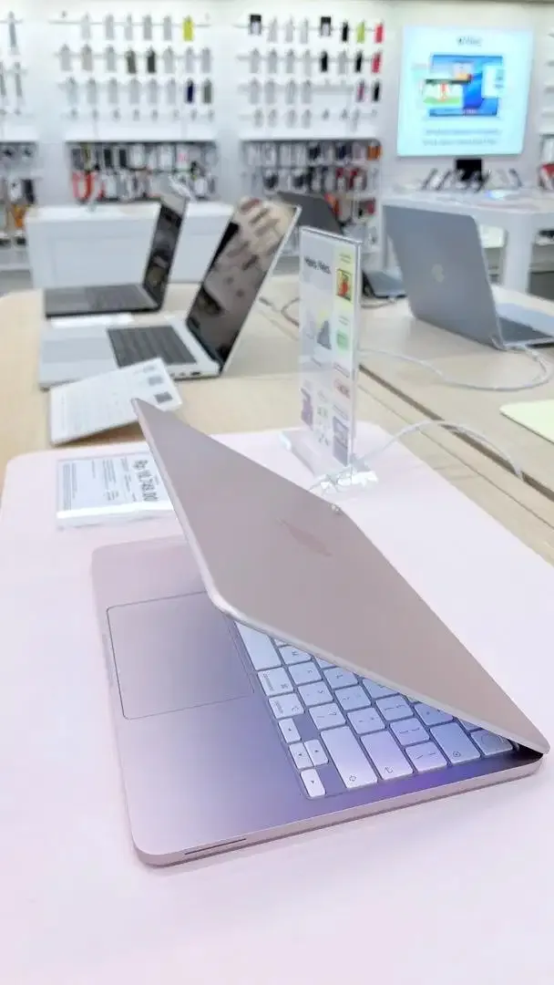 NEW MACBOOK NEO BLUSH BERGARSNSI RESMI - Image 3 of 3