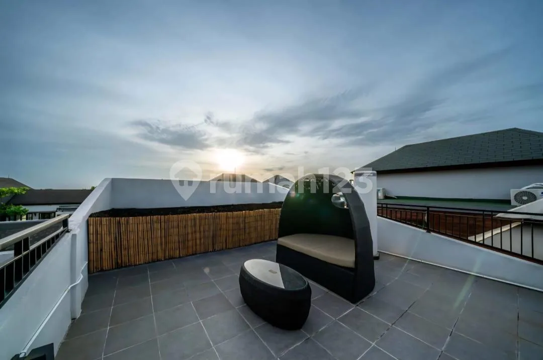 Minimalis Villa 3 Bedrooms Tumbak Bayuh Pererenan - Image 3 of 4
