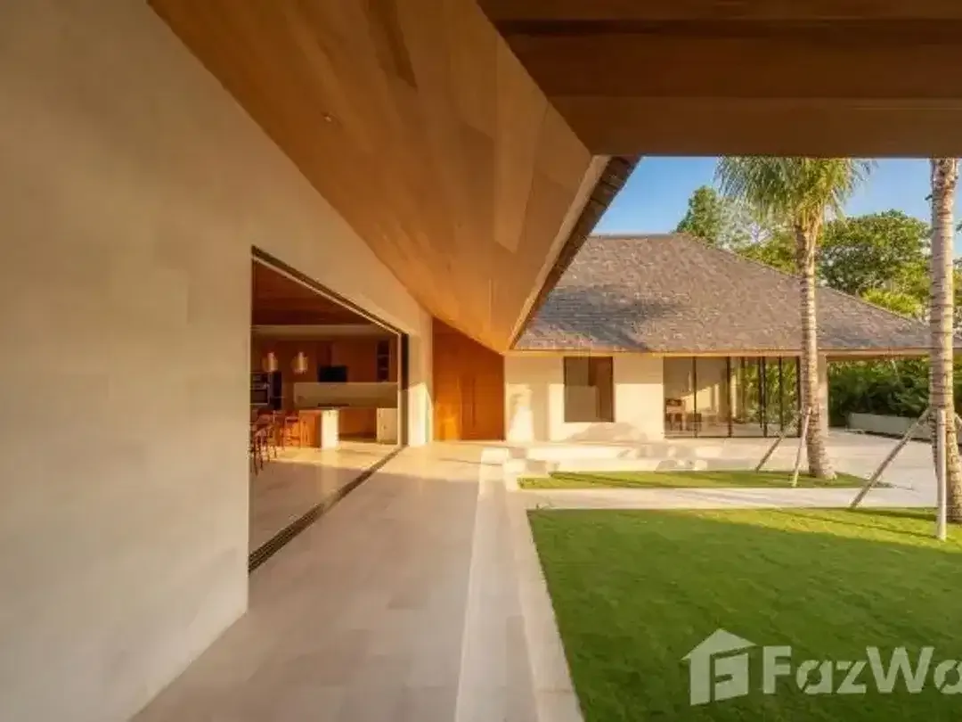 5 Bedroom Villa for sale in Tumbak Bayuh, Bali - Image 4 of 10