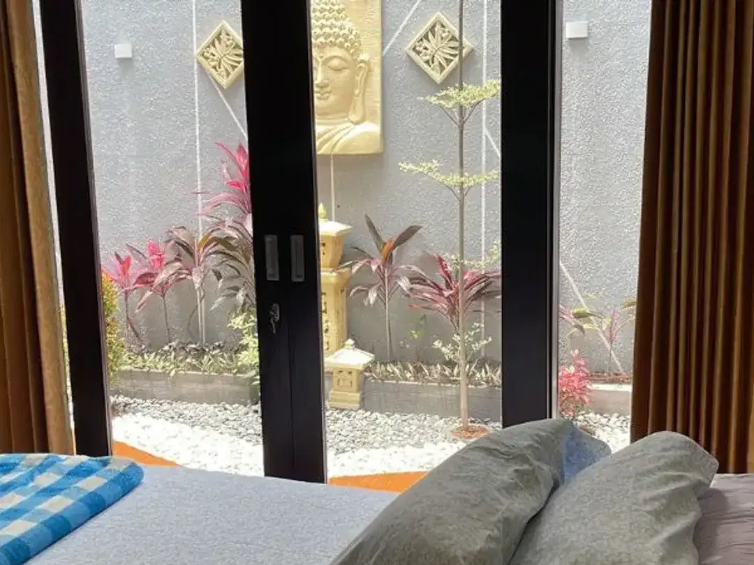 RUMAH STRATEGIS DI CIUNG WANARA RENON DENPASAR, BALI - Image 7 of 10