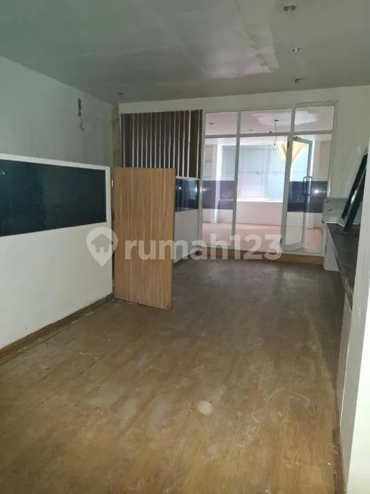 Jual Murah! Ruko 3 Lantai- 2 Are di Area Kuta - Image 3 of 4
