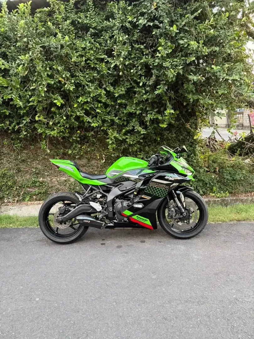 Kawasaki Ninja ZX-25R ABS KRT 2020 akhir. Low km, pribadi & terawat - Image 3 of 7