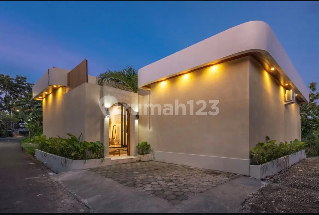 New Beautiful Mediterranean Villa Padonan Canggu - Image 2 of 4