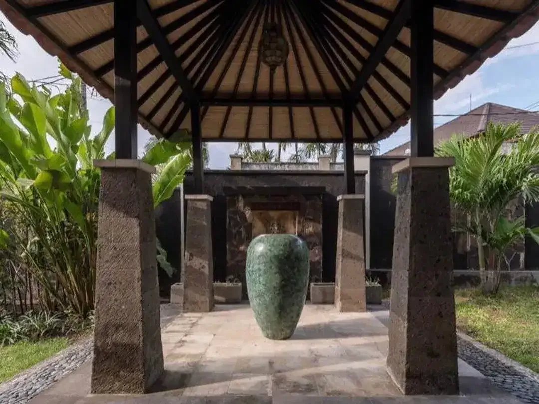 Villa kayu tulang selatan canggu - Image 3 of 10
