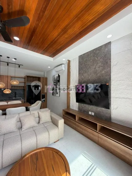 Villa Modern Baru dengan Kolam Renang Pribadi di Padonan Canggu - Image 2 of 4