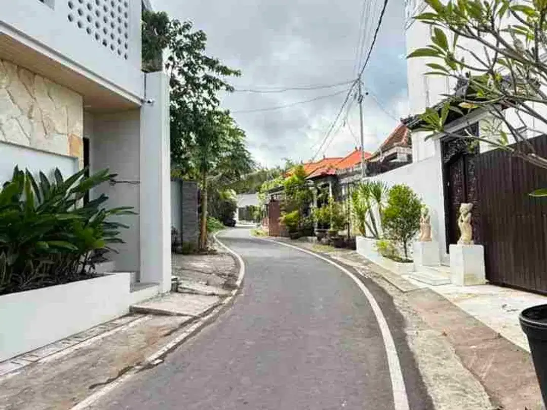 Dijual Tanah 200m² Hanya 5 Menir Menuju Pantai Melasti Bali - Image 4 of 10