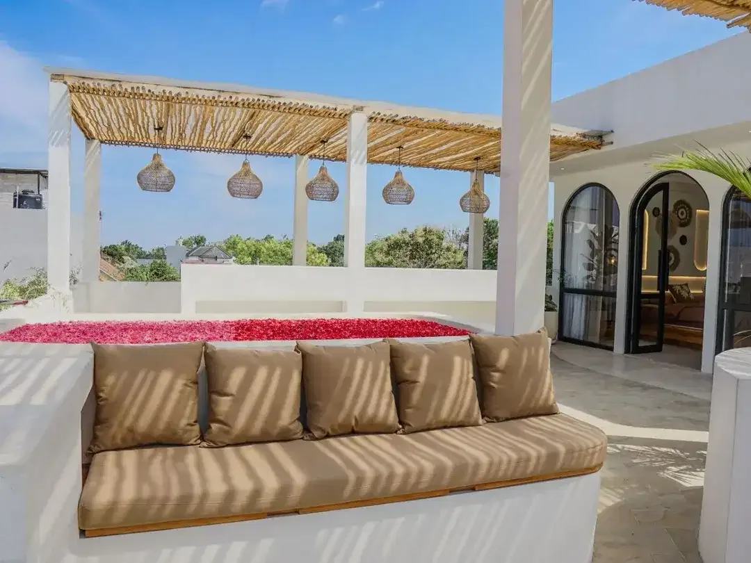 VILLA PREMIUM UNGASAN 5 MENIT KE MELASTI BEACH - Image 1 of 10