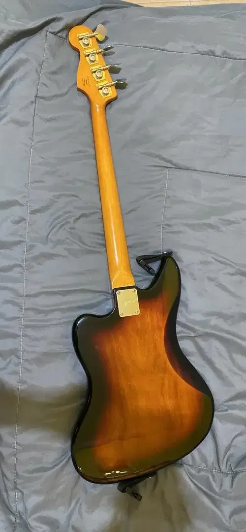 Squier Classic Vibe Jaguar Bass - Image 6 of 9