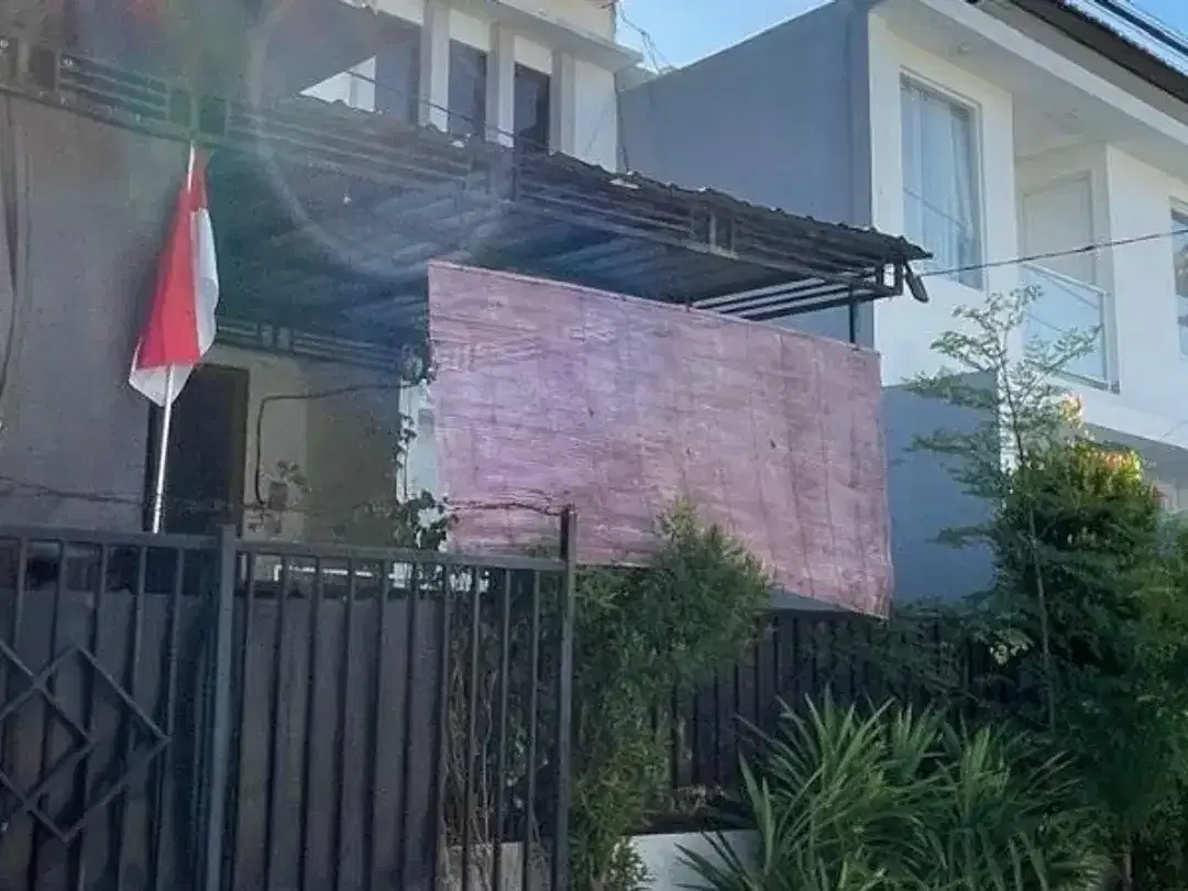 RUMAH DENGAN ONE GATE SYSTEM DI TAMAN GRIYA JIMBARAN BADUNG - Image 1 of 9